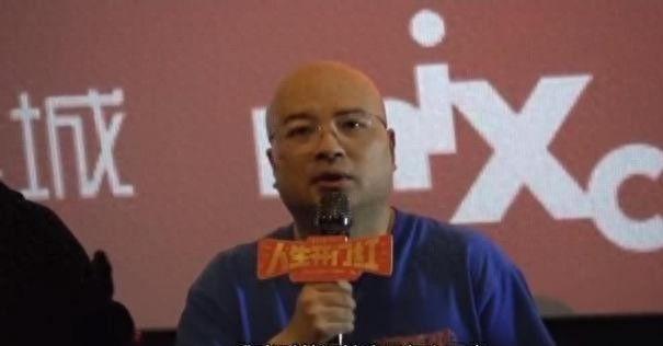 IM体育，玩具无处不在！知名导演曝13岁